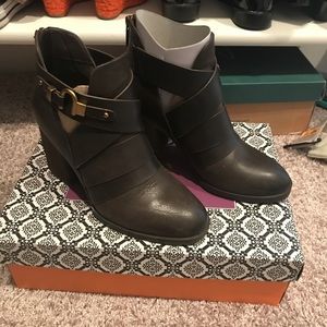 Ladora Boots by Isola